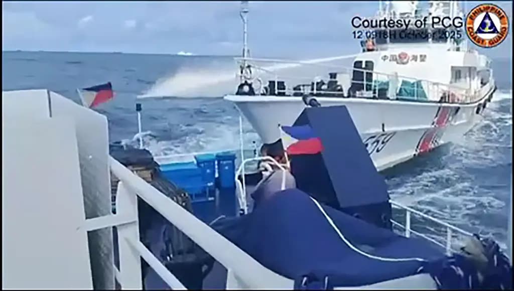 Bentrokan di Atas Biru: Kisah Laut China Selatan yang Tak Pernah Tenang dan Dampaknya Bagi Kita